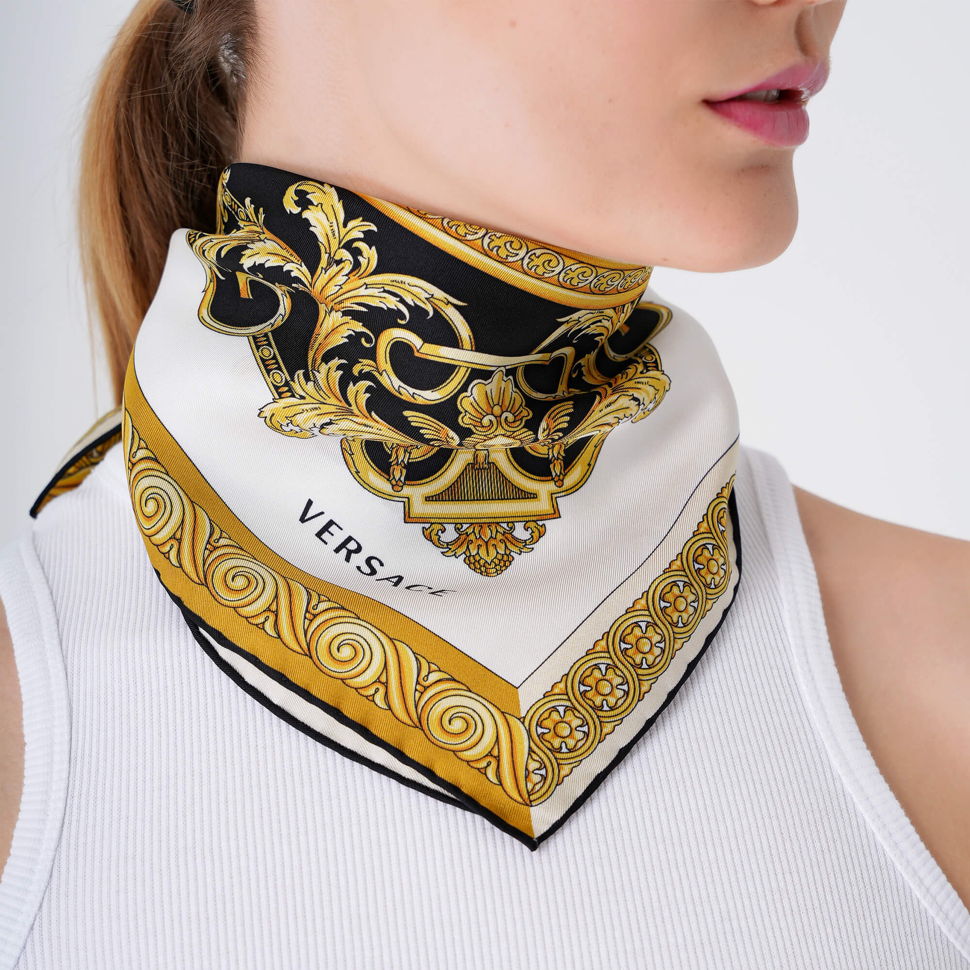 Versace - Gold & White Silk La Coupe Des Dieux Eternity Ring Scarf